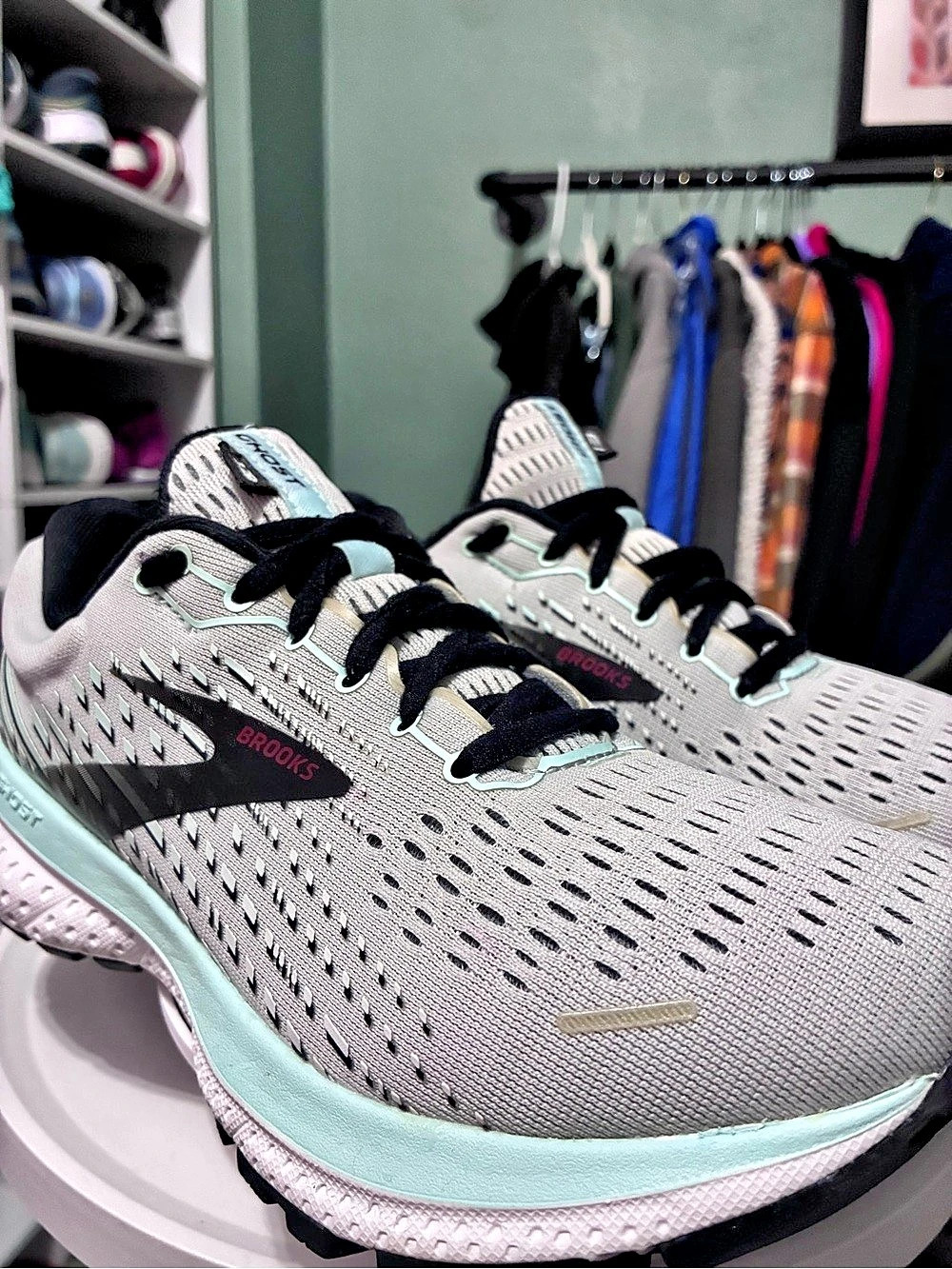 Brooks Ghost 13 Women’s 6.5 Gray Aqua Black Running Shoes Sneakers